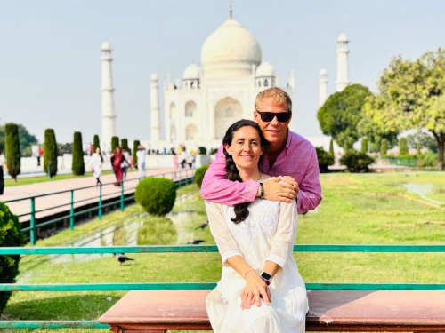 Agra tour package from Delhi
