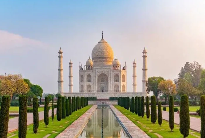 Same Day Taj Mahal Tour by Car